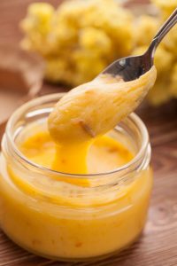 крем мёд с облепихой.